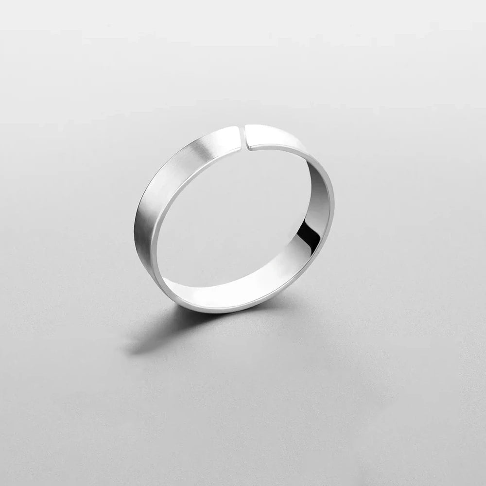 VERSTELLBARER MINIMALISTISCHER RING